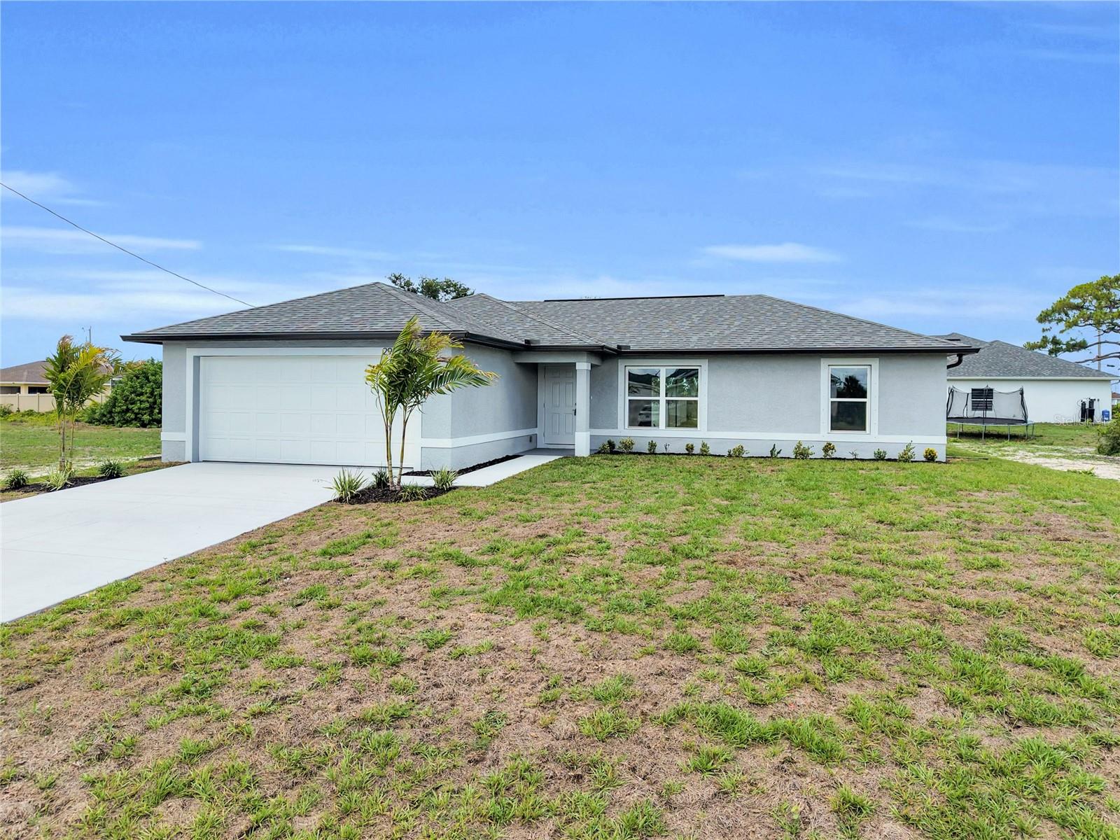 Foto de propiedad en 1157 NW 7TH AVE CAPE CORAL con MLS# C7527718