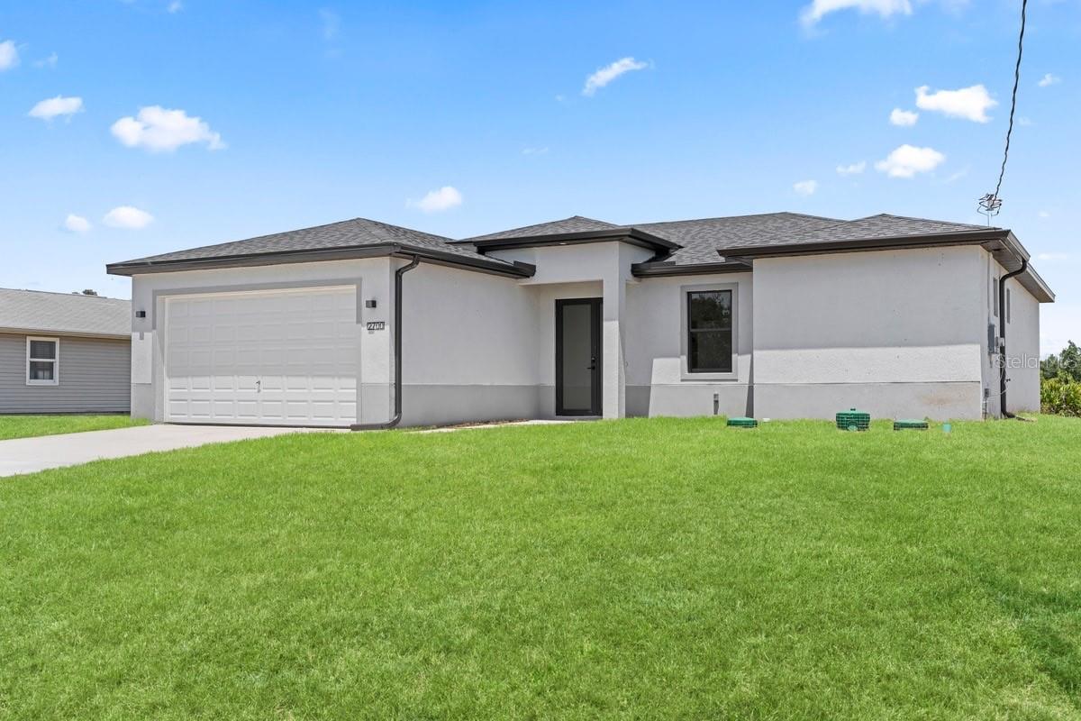 En Venta 2614 71TH W, LEHIGH ACRES, FL 33971