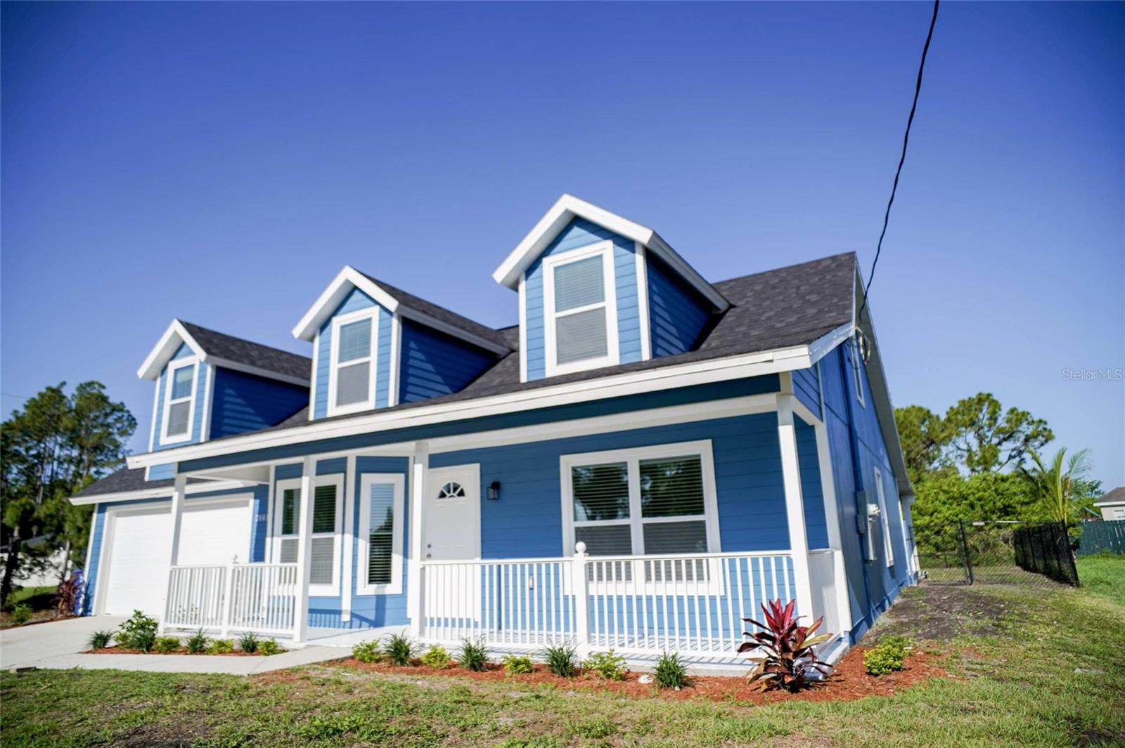 En Venta 2801 FLORA AVE N, LEHIGH ACRES, FL 33971