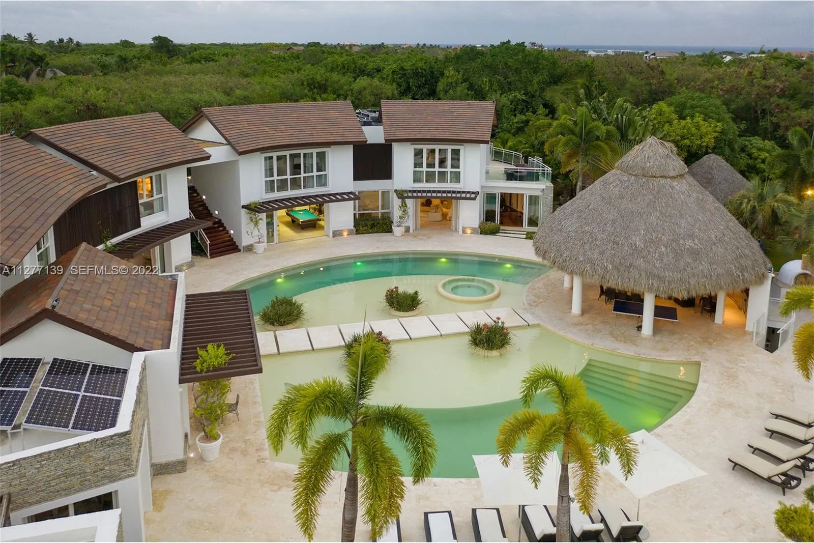 Foto de propiedad en Cap Cana Punta Cana, FL  con MLS# 