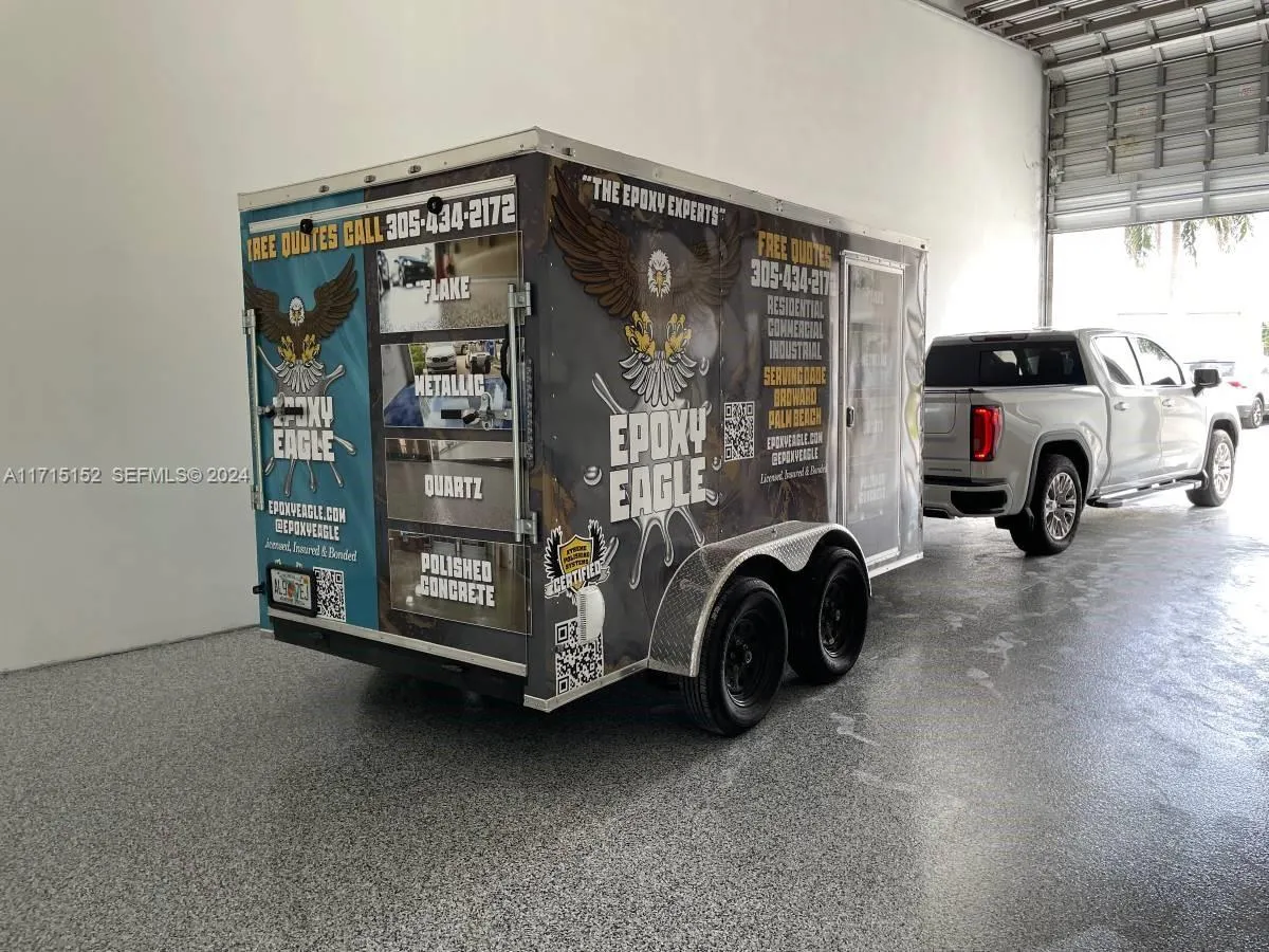 Foto de propiedad en Concrete Coating Concrete Coating & Epoxy Flooring Company, FL 33174  con MLS# 