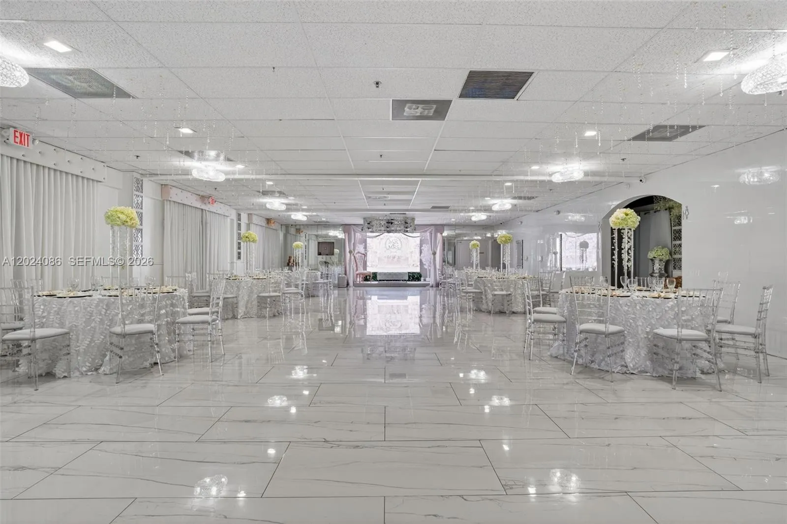 En Venta Established Banquet Established Banquet Hall In Cutler Bay, Cutler Bay, FL 33157, Cutler Bay, FL 33157