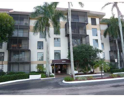 Foto de propiedad en  Lauderhill con MLS# 