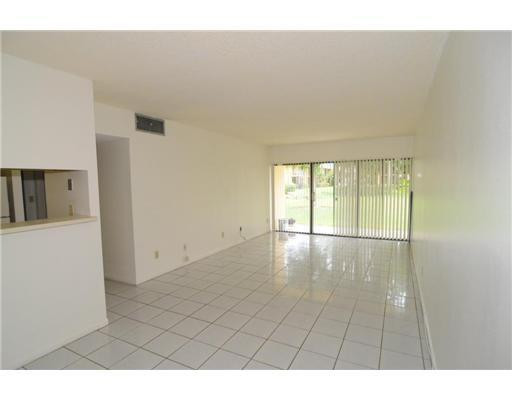 En Renta 5911 Washington Street 102, Hollywood, FL 33023, Hollywood, FL 33023
