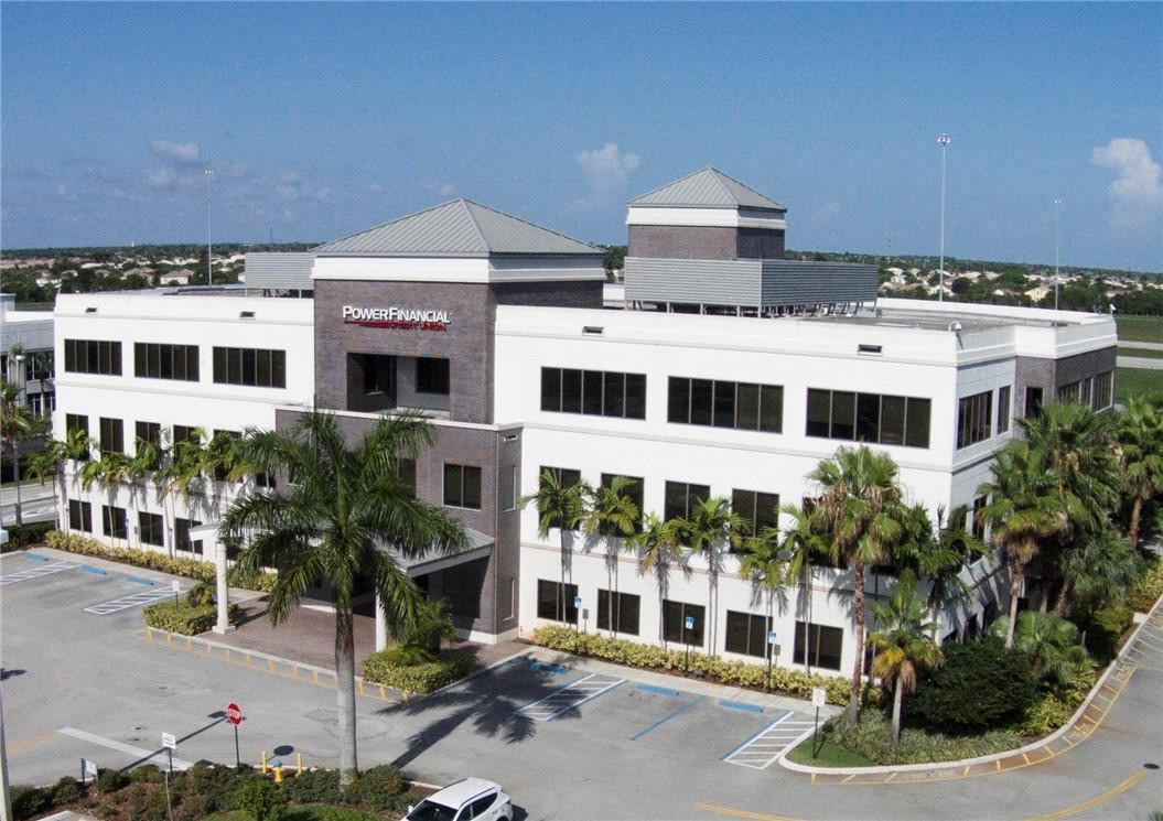 Foto de propiedad en 2020 NW 150th Avenue 304, Pembroke Pines, FL 33028 Pembroke Pines con MLS# 