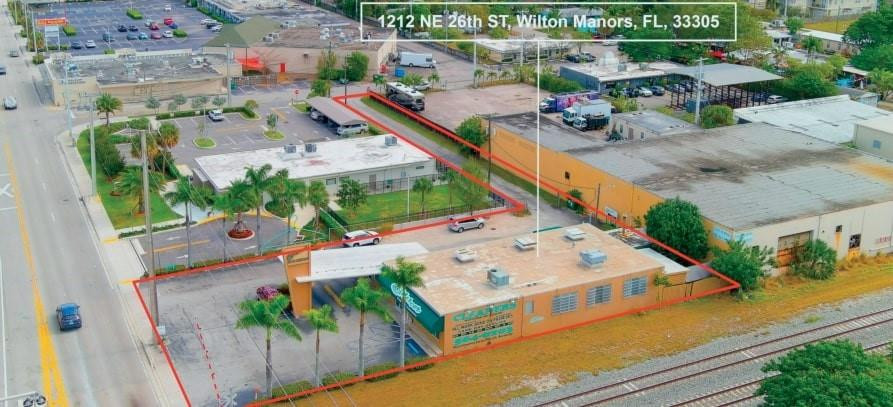 Foto de propiedad en 1212 NE 26th Street, Wilton Manors, FL 33305 Wilton Manors con MLS# 