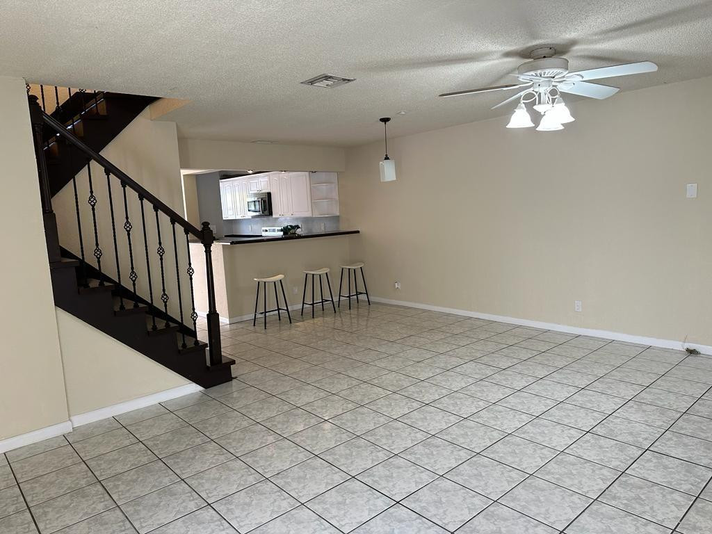 En Renta 11001 Royal Palm Boulevard, Coral Springs, FL 33065, Coral Springs, FL 33065