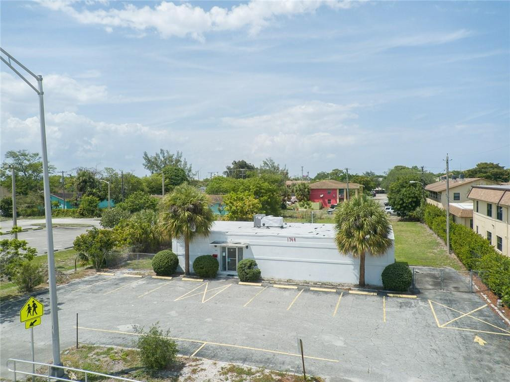 En Renta 1744 Lake Worth Road, Lake Worth Beach, FL 33460, Lake Worth Beach, FL 33460