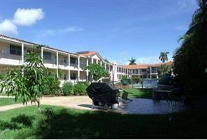 Foto de propiedad en 1431 S 14th Avenue 202, Hollywood, FL 33020 Hollywood con MLS# 
