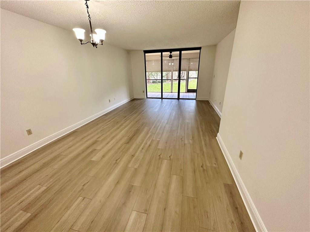 Foto de propiedad en 2900 NW 42nd Avenue 102, Coconut Creek, FL 33066 Coconut Creek con MLS# 
