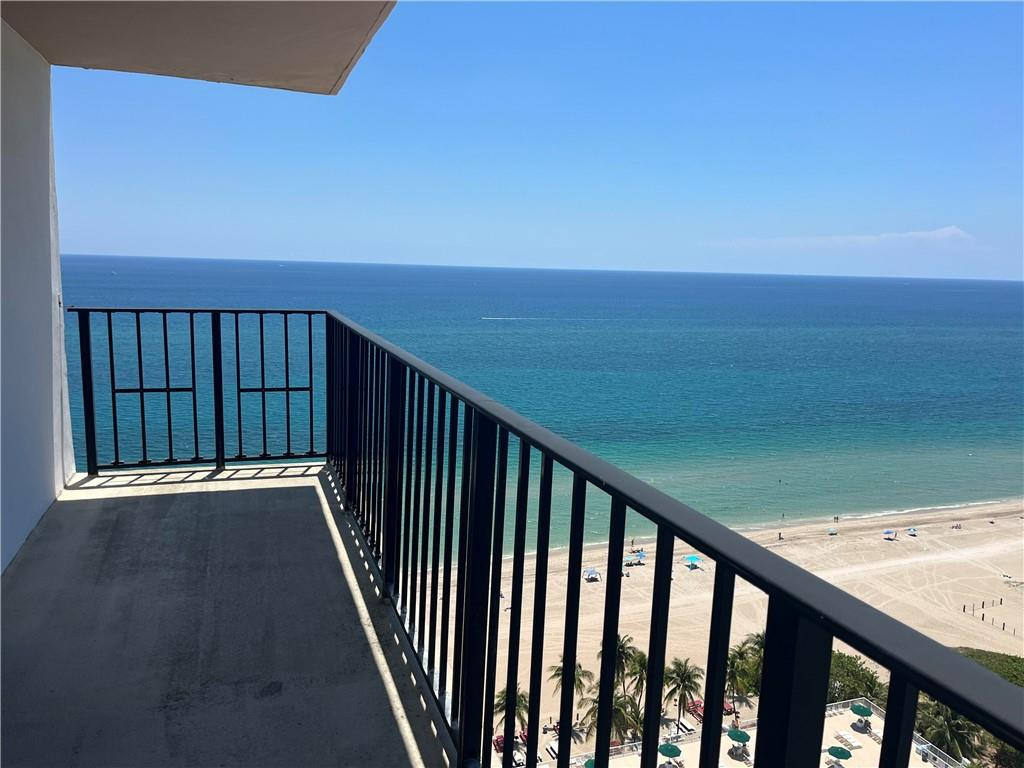 Foto de propiedad en 101 Briny Avenue 2402, Pompano Beach, FL 33062 Pompano Beach con MLS# 