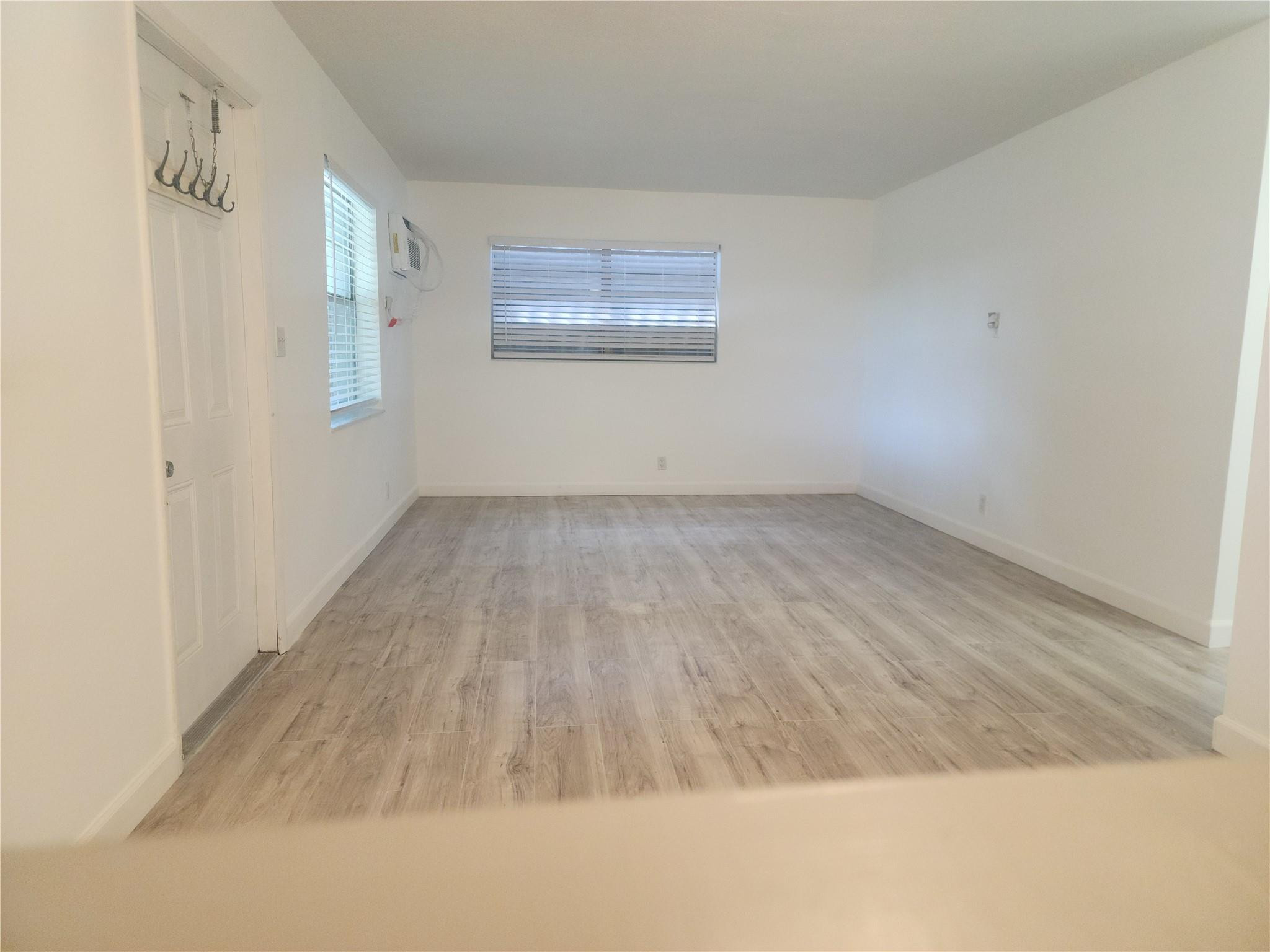 En Renta 900 SW 11th Street 3, Hallandale Beach, FL 33009, Hallandale Beach, FL 33009
