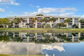 Foto de propiedad en 3121 NW 47th Terrace 301, Lauderdale Lakes, FL 33319 Lauderdale Lakes con MLS# 
