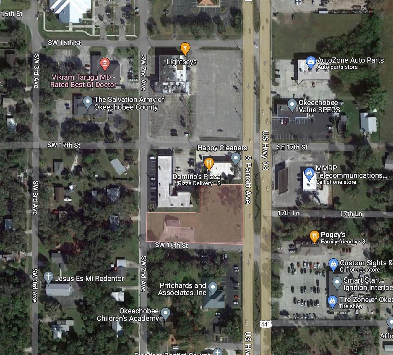 Foto de propiedad en 1702 S Parrott Avenue, Okeechobee, FL 34974 Okeechobee con MLS# 