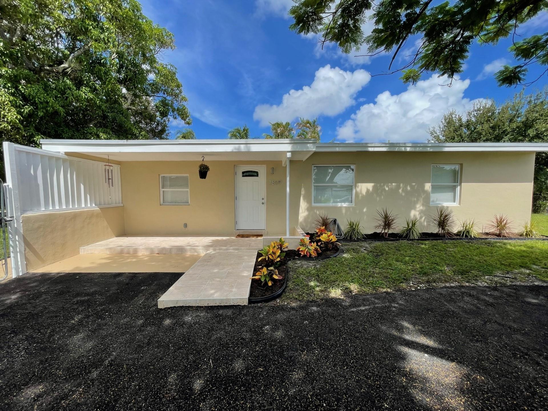 Foto de propiedad en 1809 NW 13th Court, Fort Lauderdale, FL 33311 Fort Lauderdale con MLS# 