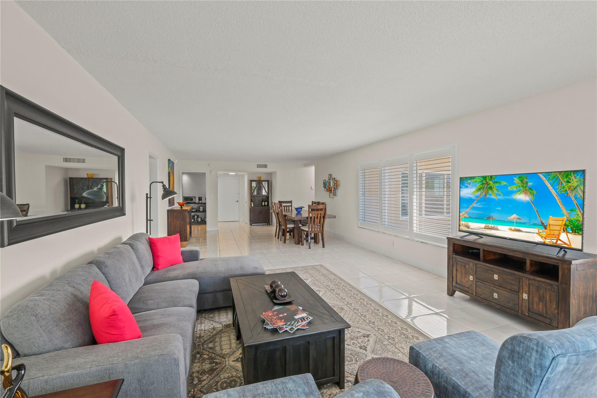 Foto de propiedad en 1151 N Fort Lauderdale Beach Boulevard 3c, Fort Lauderdale, FL 33304 Fort Lauderdale con MLS# 
