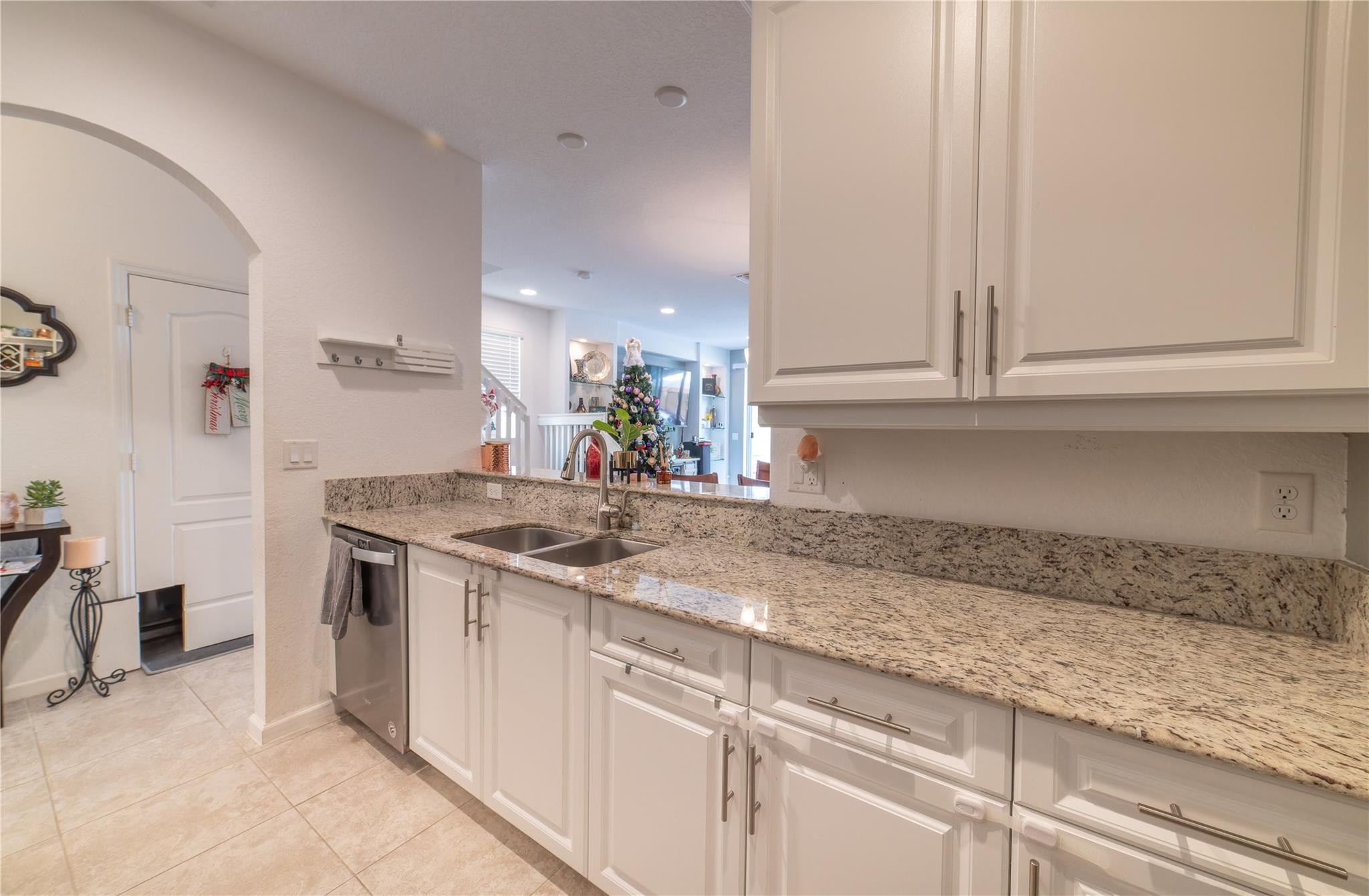 Foto de propiedad en 5769 Monterra Club Drive, Lake Worth, FL 33463 Lake Worth con MLS# 