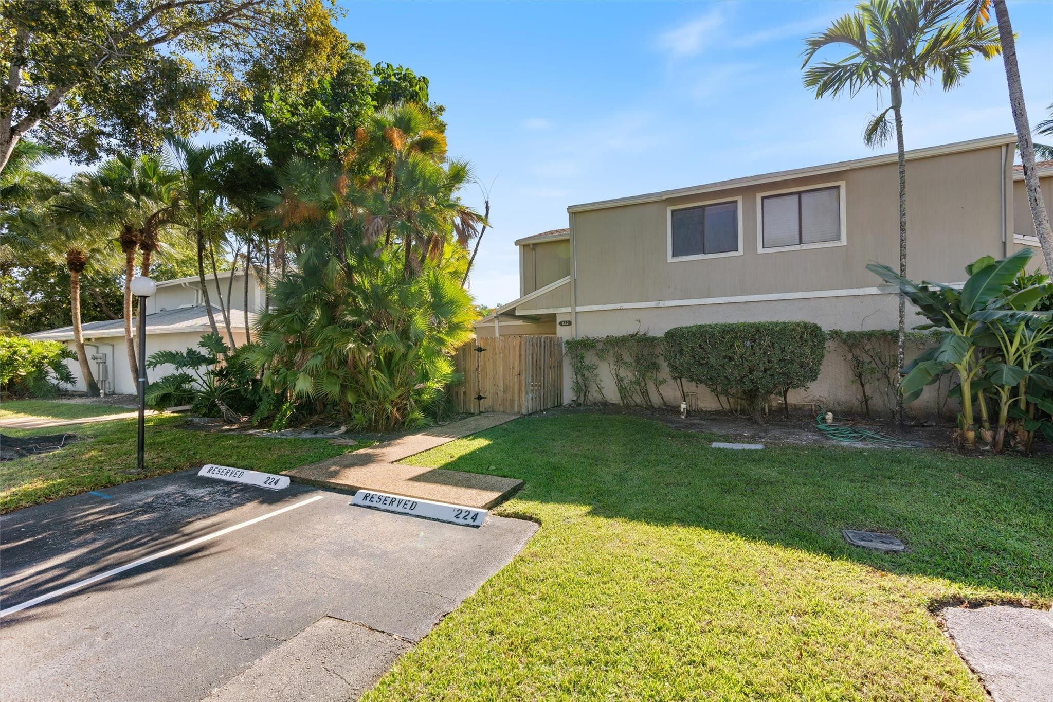 Foto de propiedad en 722 NW 132nd Terrace 722, Plantation, FL 33325 Plantation con MLS# 