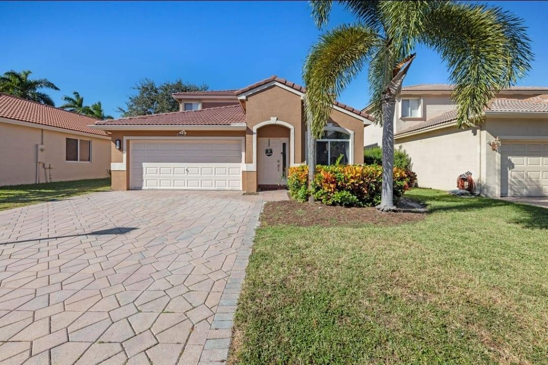 Foto de propiedad en 4647 Waycross Drive, Coconut Creek, FL 33073 Coconut Creek con MLS# 