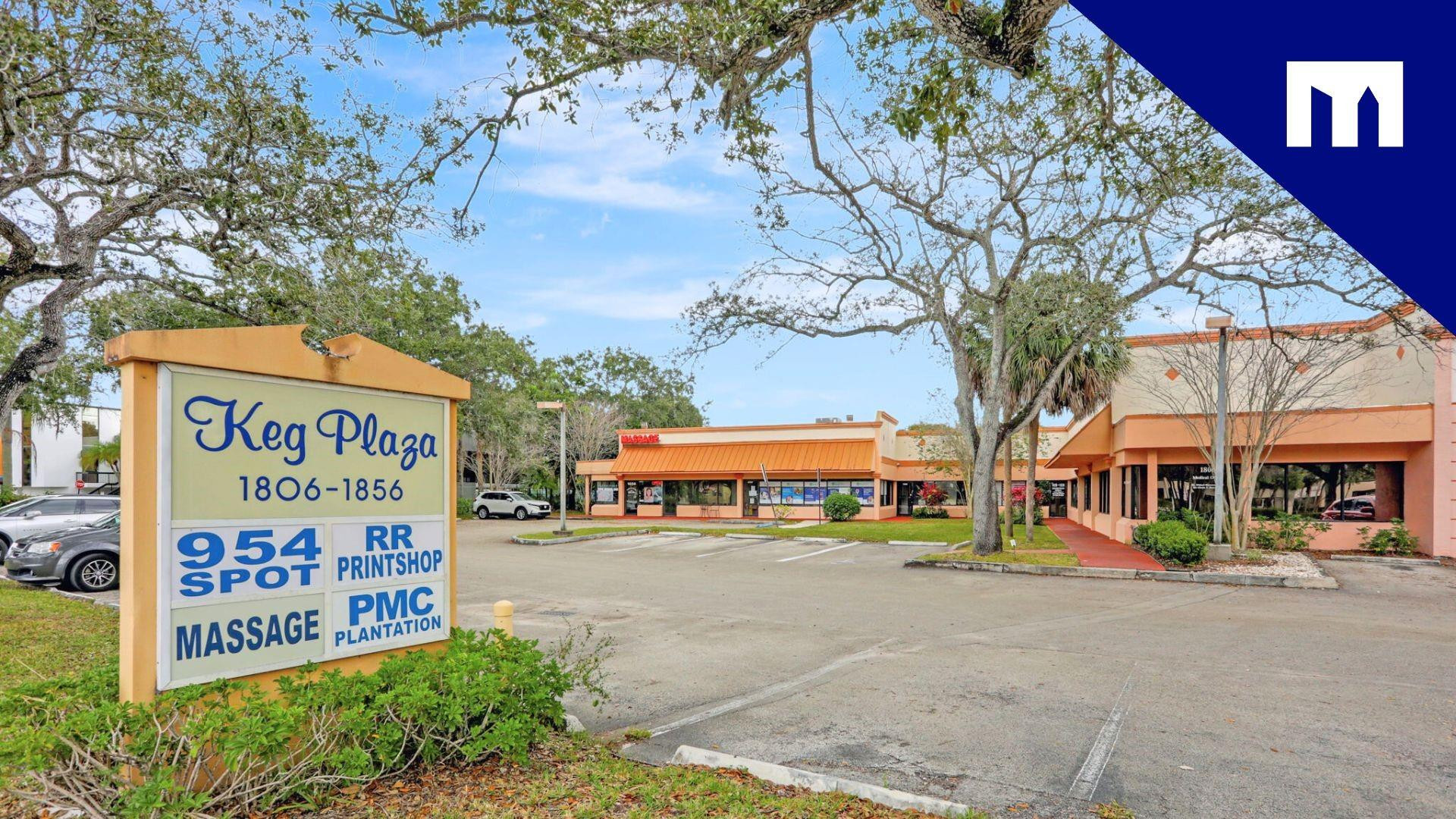 Foto de propiedad en 1806-1856 N Pine Island, Plantation, FL 33322 Plantation con MLS# 