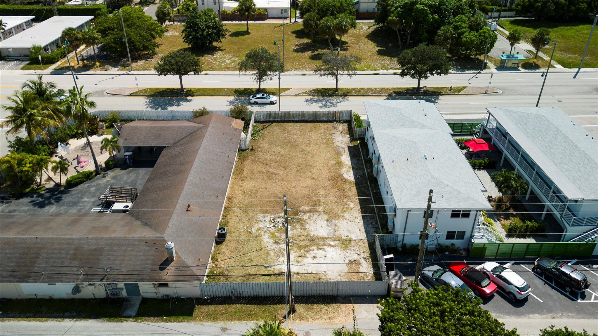 Foto de propiedad en Broadway, West Palm Beach, FL 33407 West Palm Beach con MLS# 