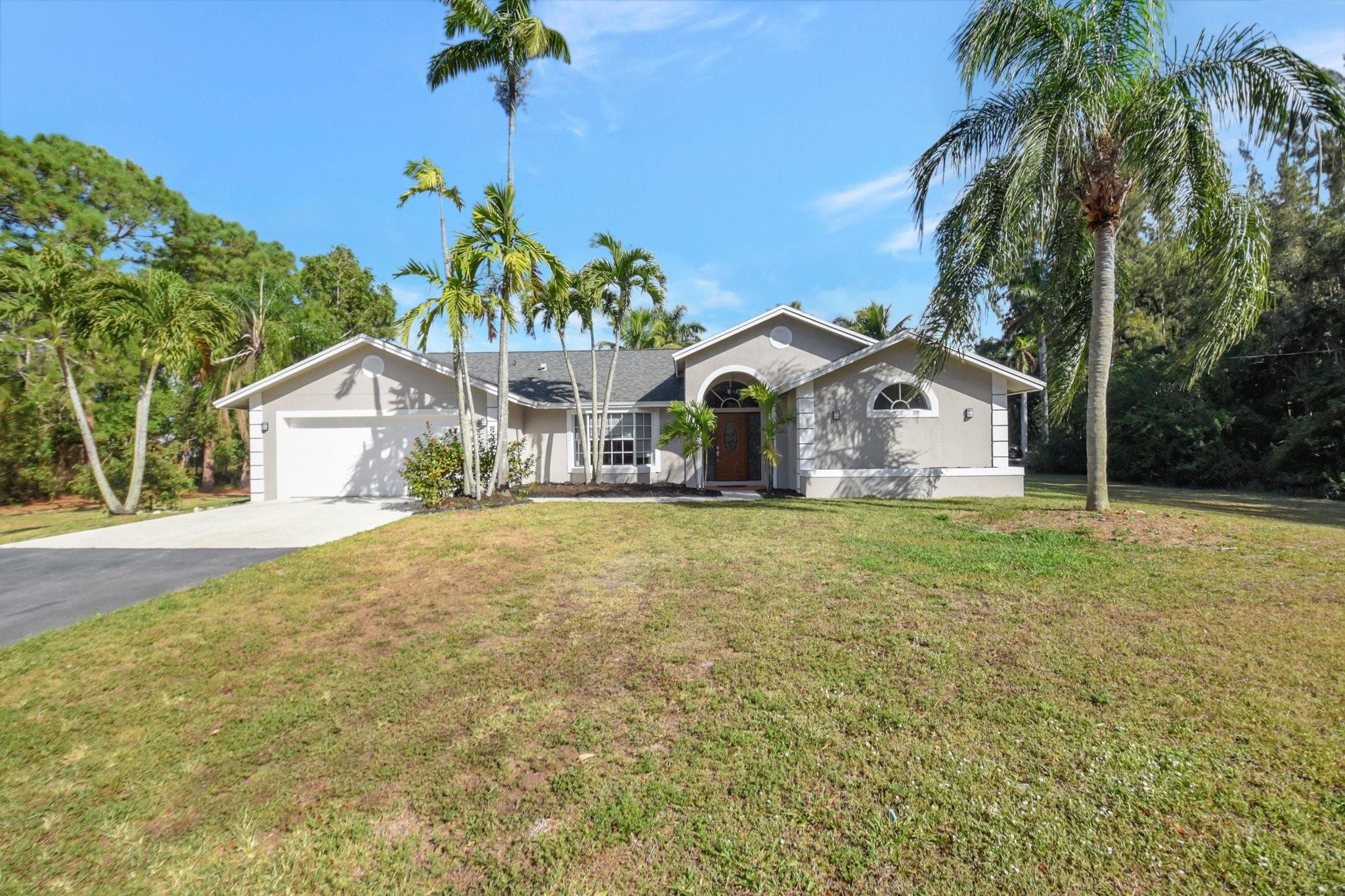 Foto de propiedad en 18725 W Sycamore, Loxahatchee, FL 33470 Loxahatchee con MLS# 