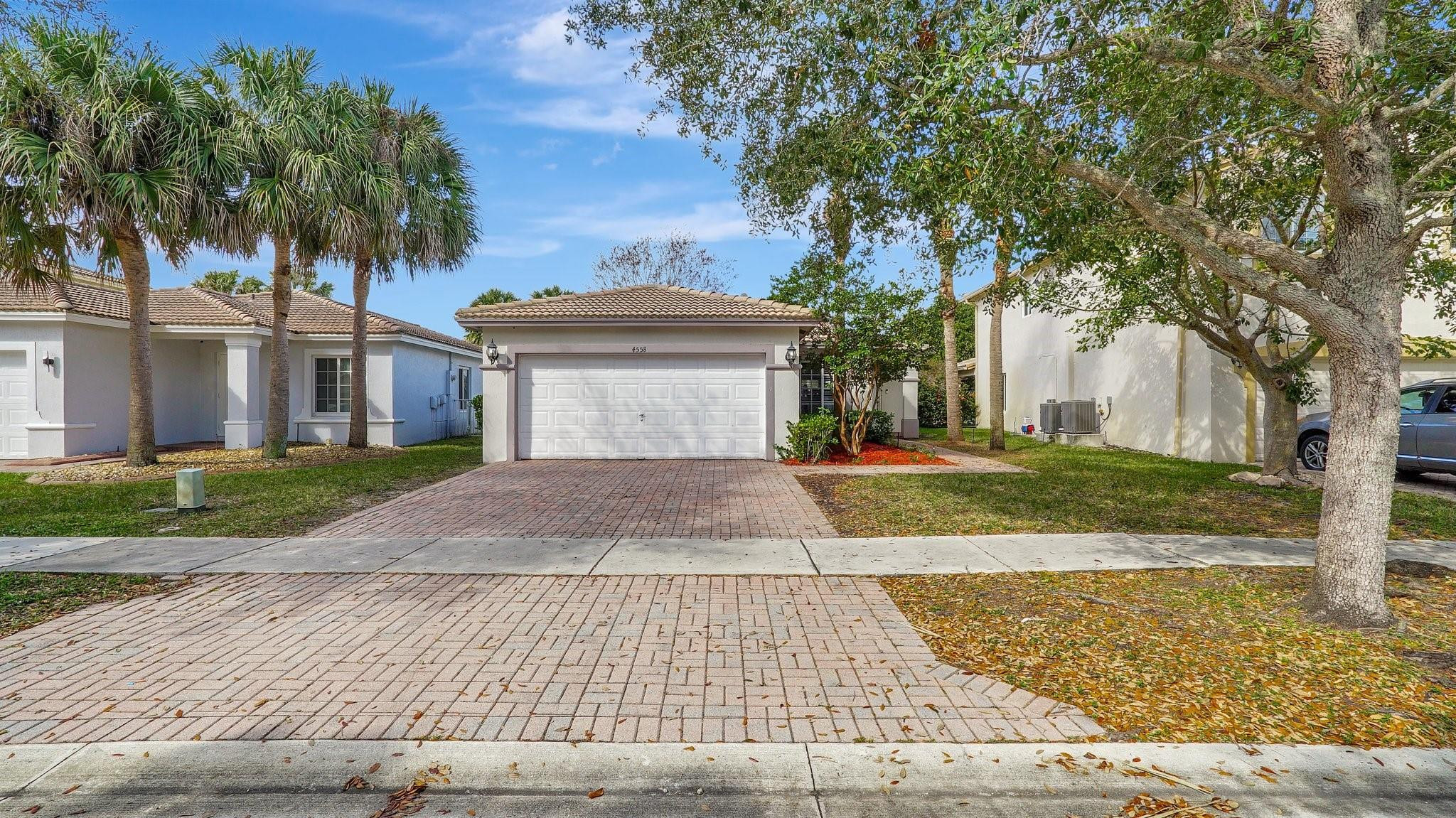 Foto de propiedad en 4558 SW 125th Lane, Miramar, FL 33027 Miramar con MLS# 