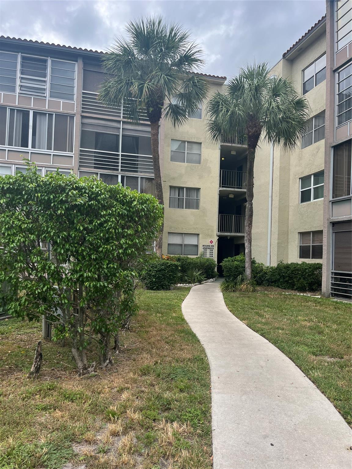 Foto de propiedad en 1800 sw 81 Ave N 81 Ave Lauderdale Avenue 1418, North Lauderdale, FL 33068 North Lauderdale con MLS# 
