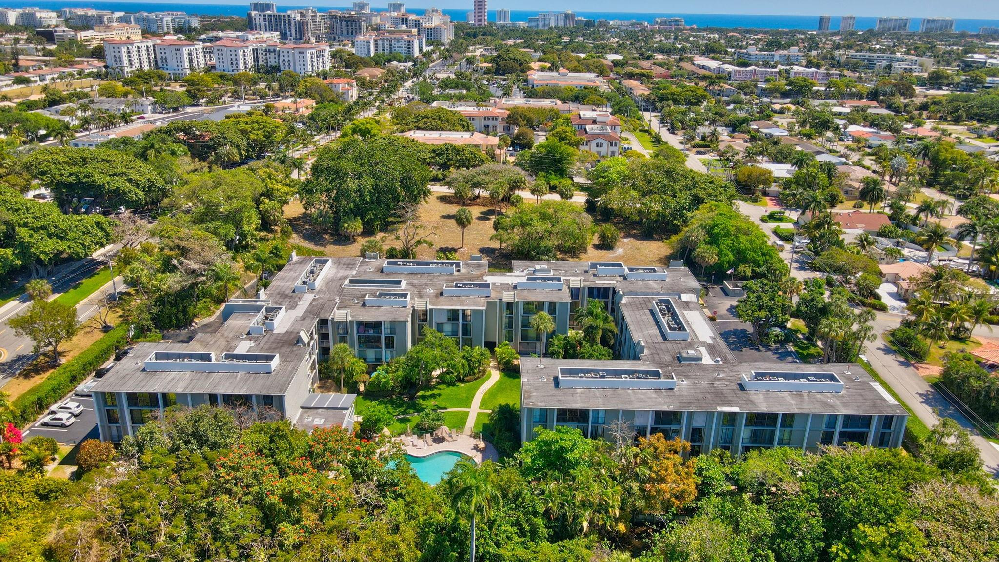Foto de propiedad en 501 SW 11th Place 403, Boca Raton, FL 33432 Boca Raton con MLS# 