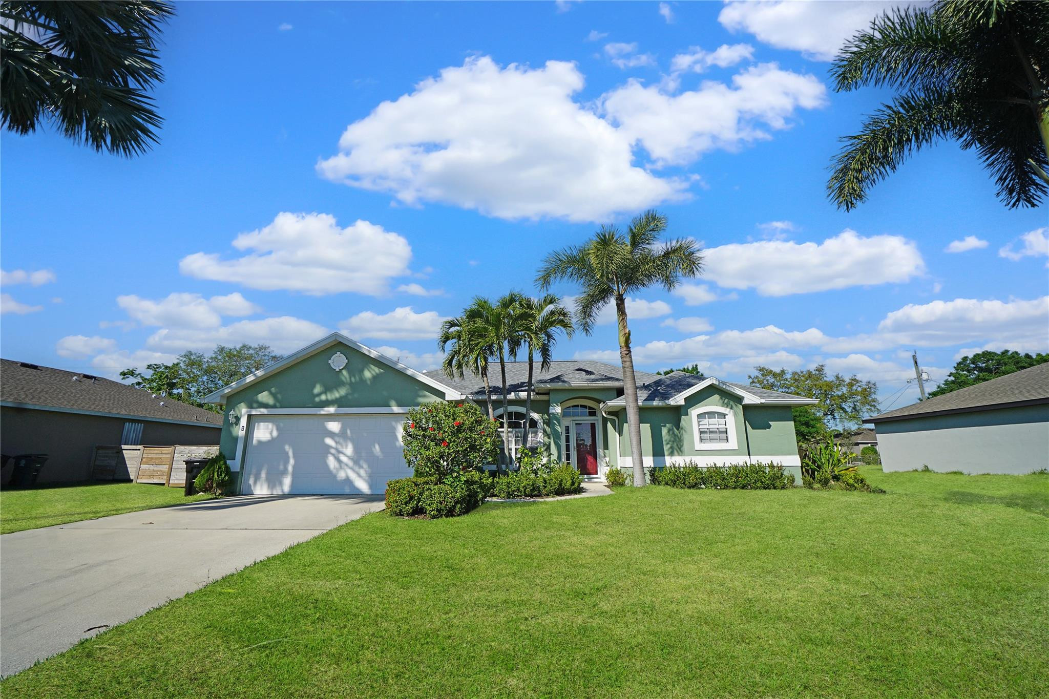 Foto de propiedad en 1932 SW Beard Street, Port St. Lucie, FL 34953 Port St. Lucie con MLS# 