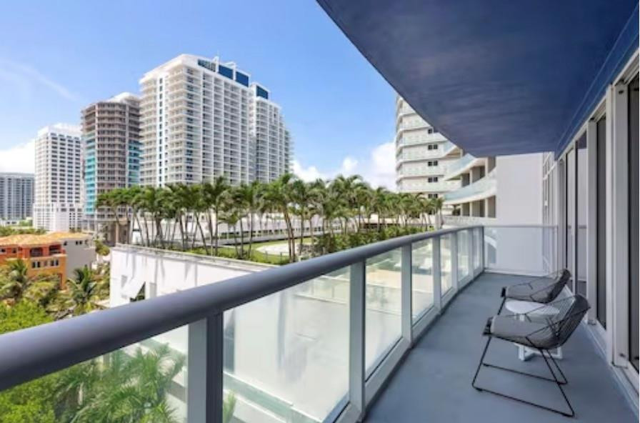 Foto de propiedad en 3101 N Bayshore Drive 604, Fort Lauderdale, FL 33304 Fort Lauderdale con MLS# 