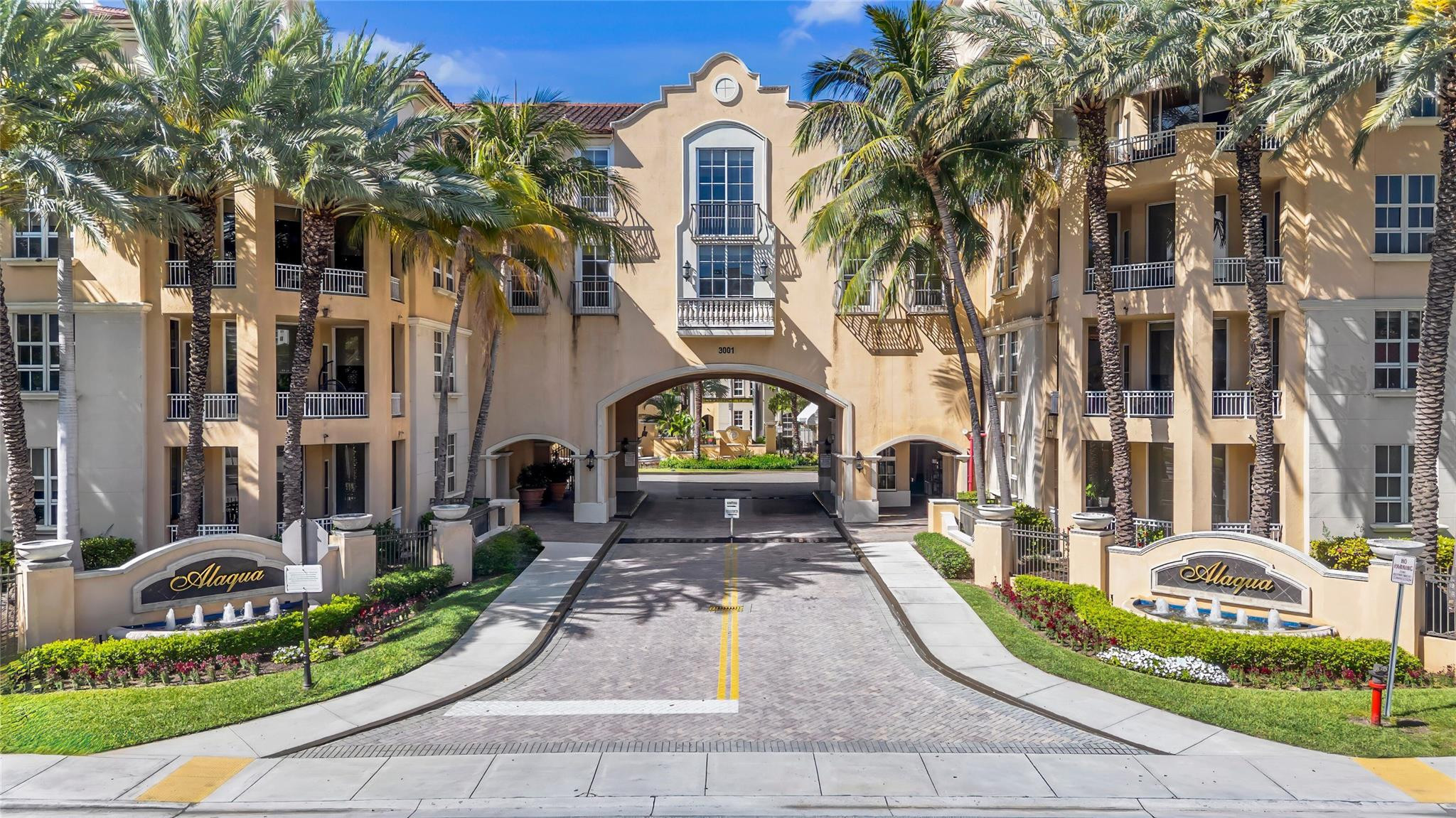En Venta 3001 NE 185th Street 111, Aventura, FL 33180, Aventura, FL 33180