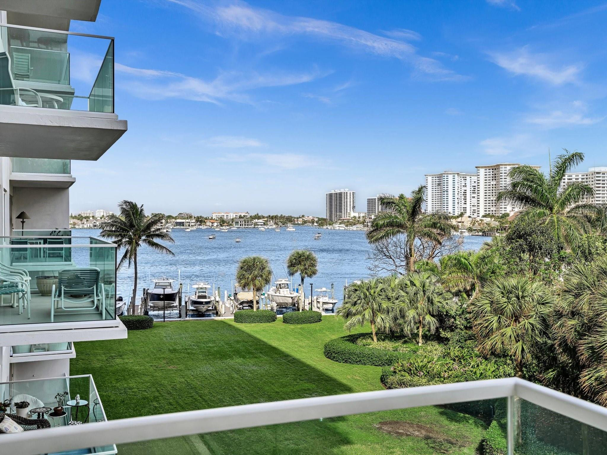 Foto de propiedad en 701 E Camino Real 4e, Boca Raton, FL 33432 Boca Raton con MLS# 