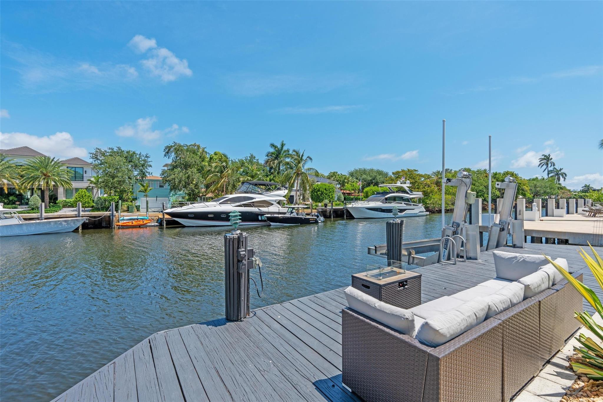 Foto de propiedad en 1749 SE 9th Street, Fort Lauderdale, FL 33316 Fort Lauderdale con MLS# 