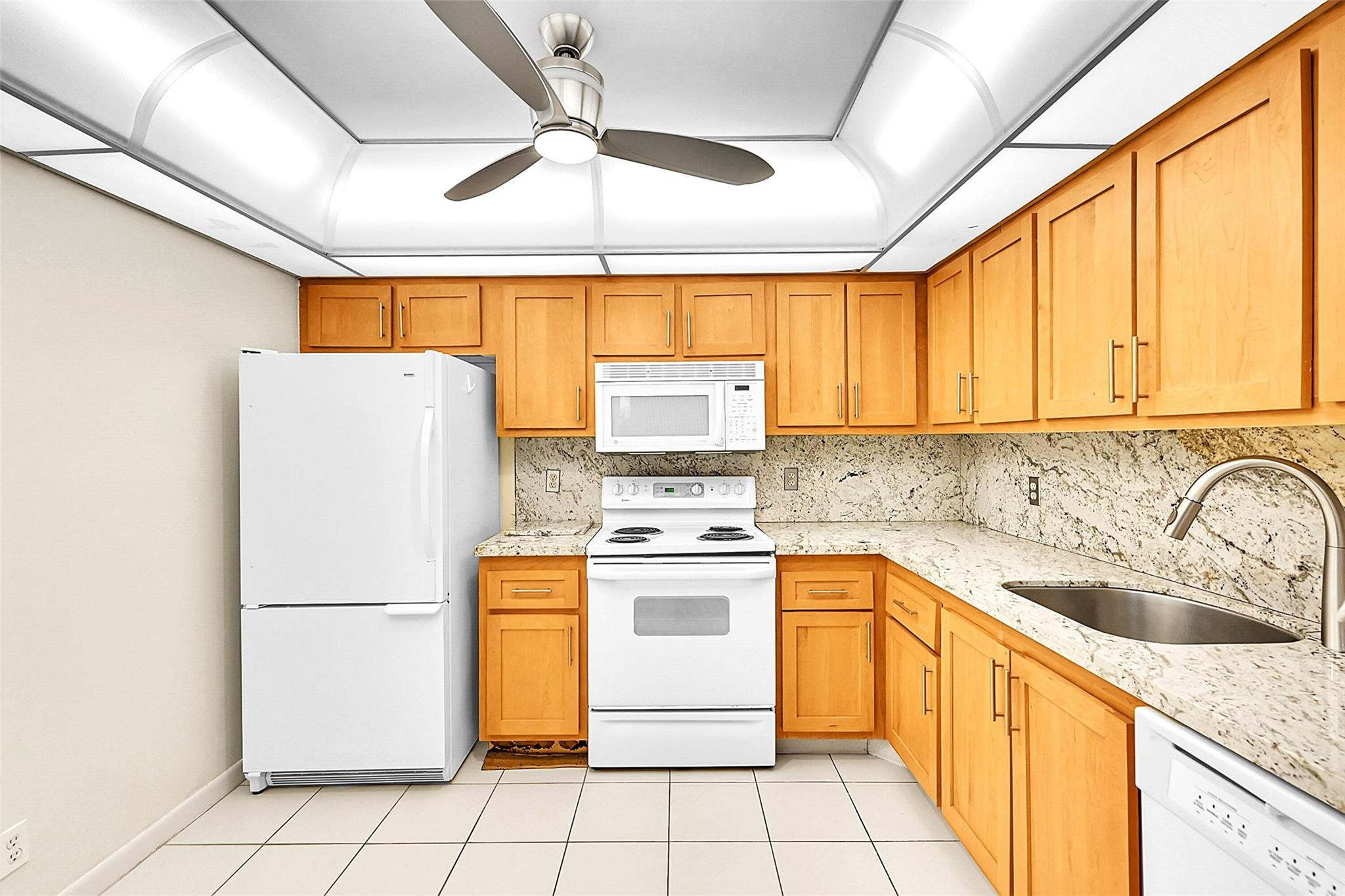 Vendido 1902 Bermuda Circle H3, Coconut Creek, FL 33066, Coconut Creek, FL 33066