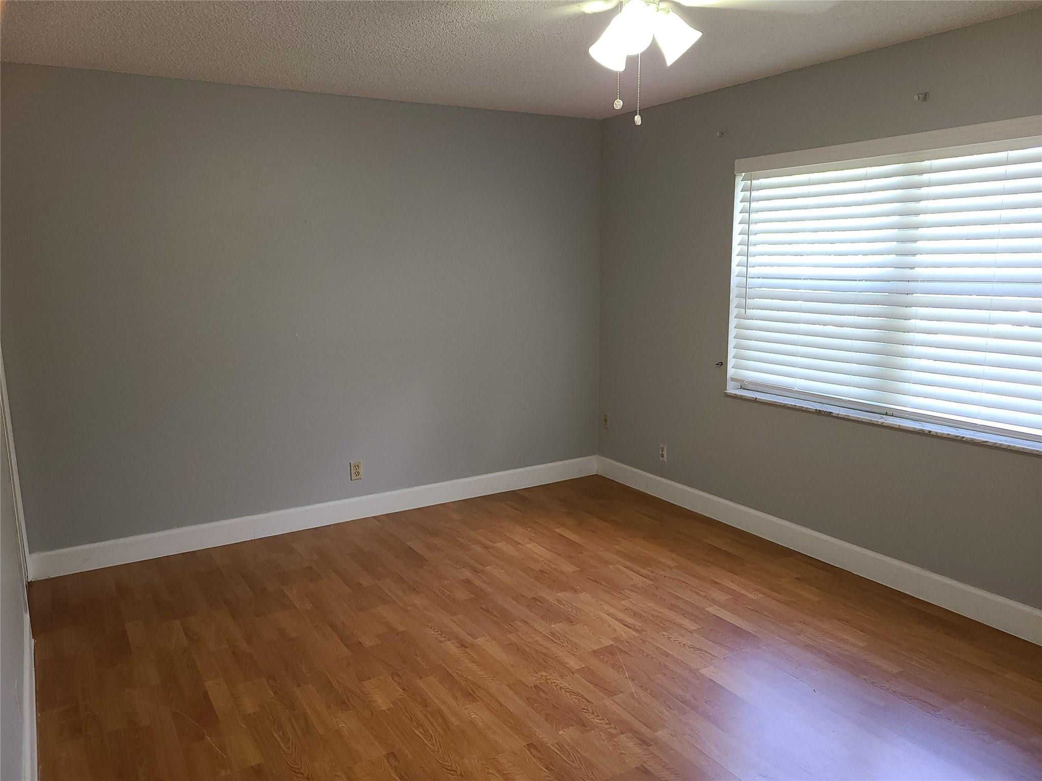 Foto de propiedad en 3300 Spanish Moss Terrace 202, Lauderhill, FL 33319 Lauderhill con MLS# 