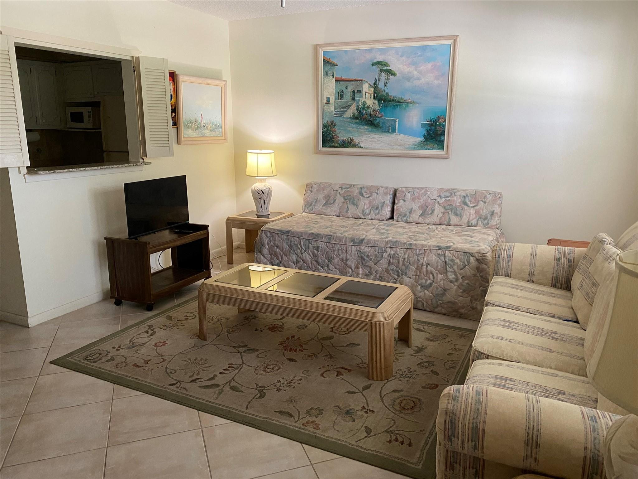 Foto de propiedad en 2025 Berkshire B 2025, Deerfield Beach, FL 33442 Deerfield Beach con MLS# 