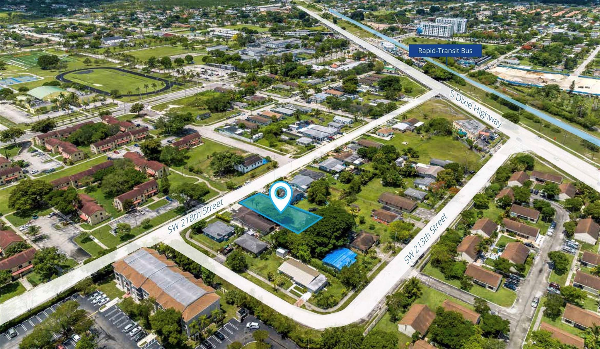 Foto de propiedad en 11417 SW 214th, Miami, FL 33189 Miami con MLS# 