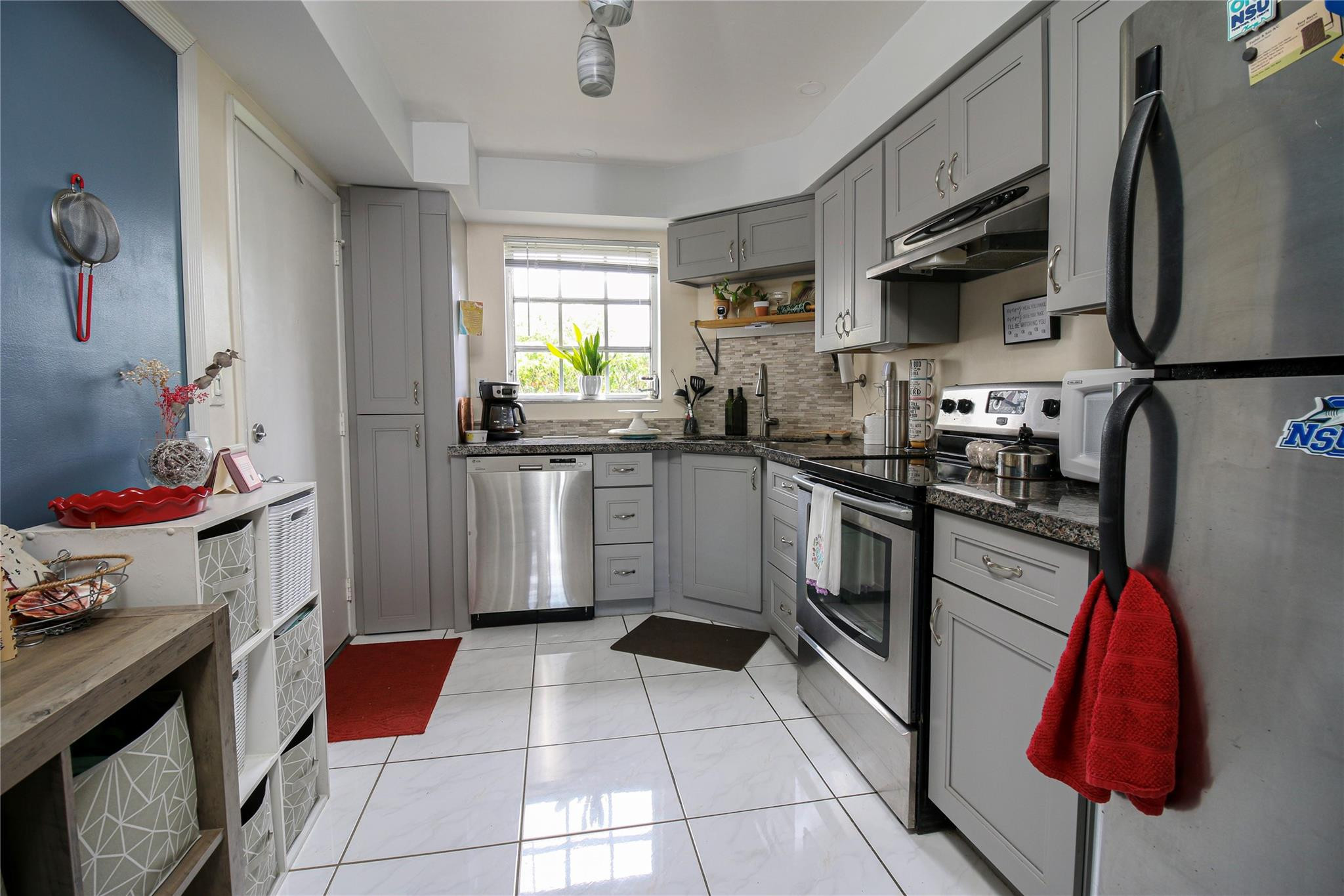 Foto de propiedad en 3475 Broken Woods Drive 101, Coral Springs, FL 33065 Coral Springs con MLS# 