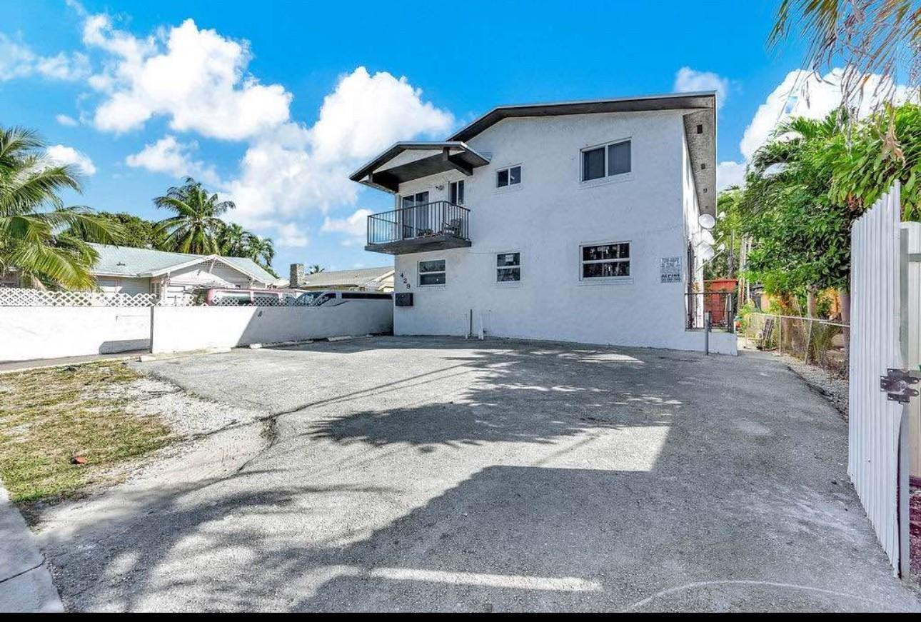 En Venta 429 NW 10th Avenue, Miami, FL 33128, Miami, FL 33128
