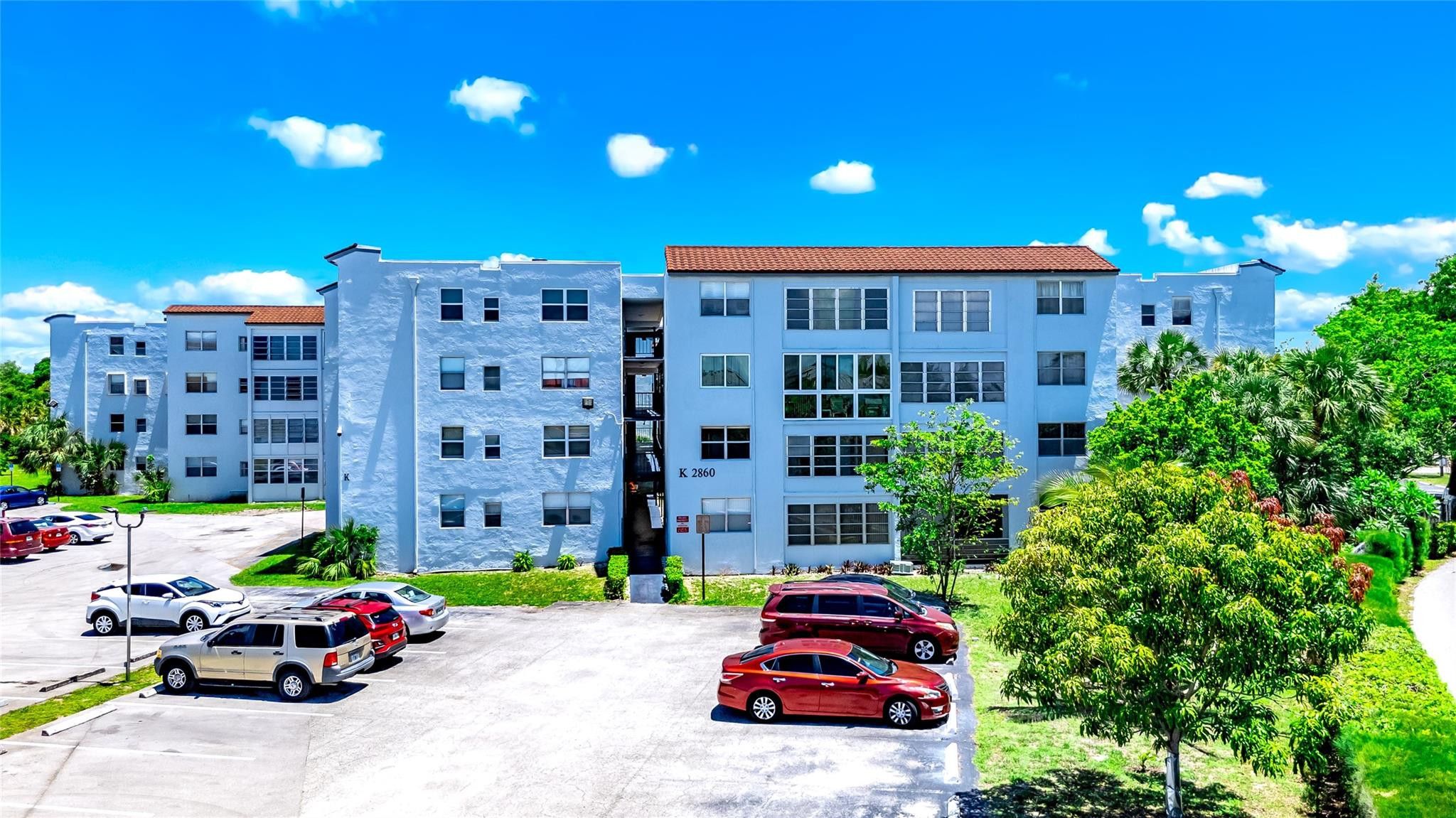 En Venta 2860 Somerset Drive 404K, Lauderdale Lakes, FL 33311, Lauderdale Lakes, FL 33311
