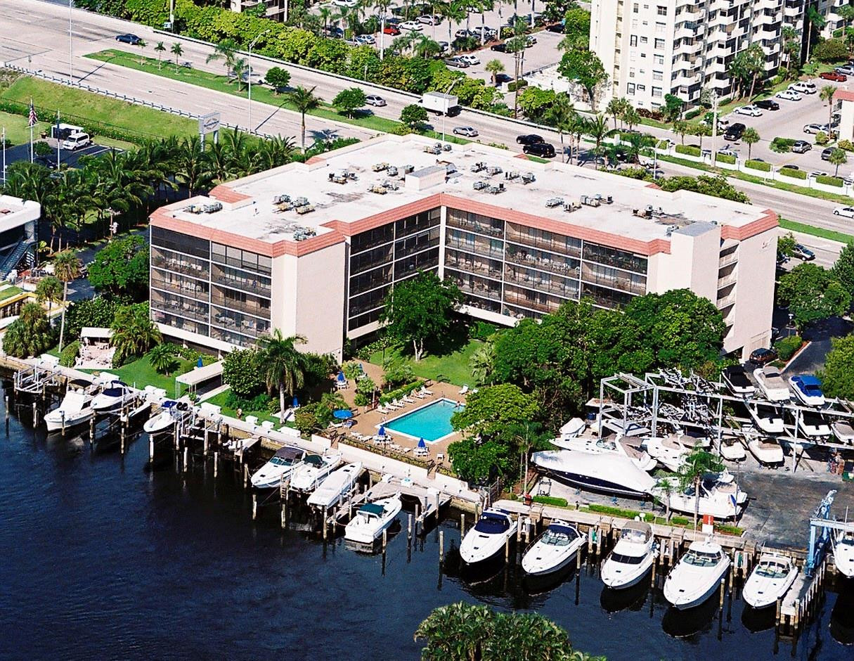 Foto de propiedad en 740 S Federal Highway 216, Pompano Beach, FL 33062 Pompano Beach con MLS# 