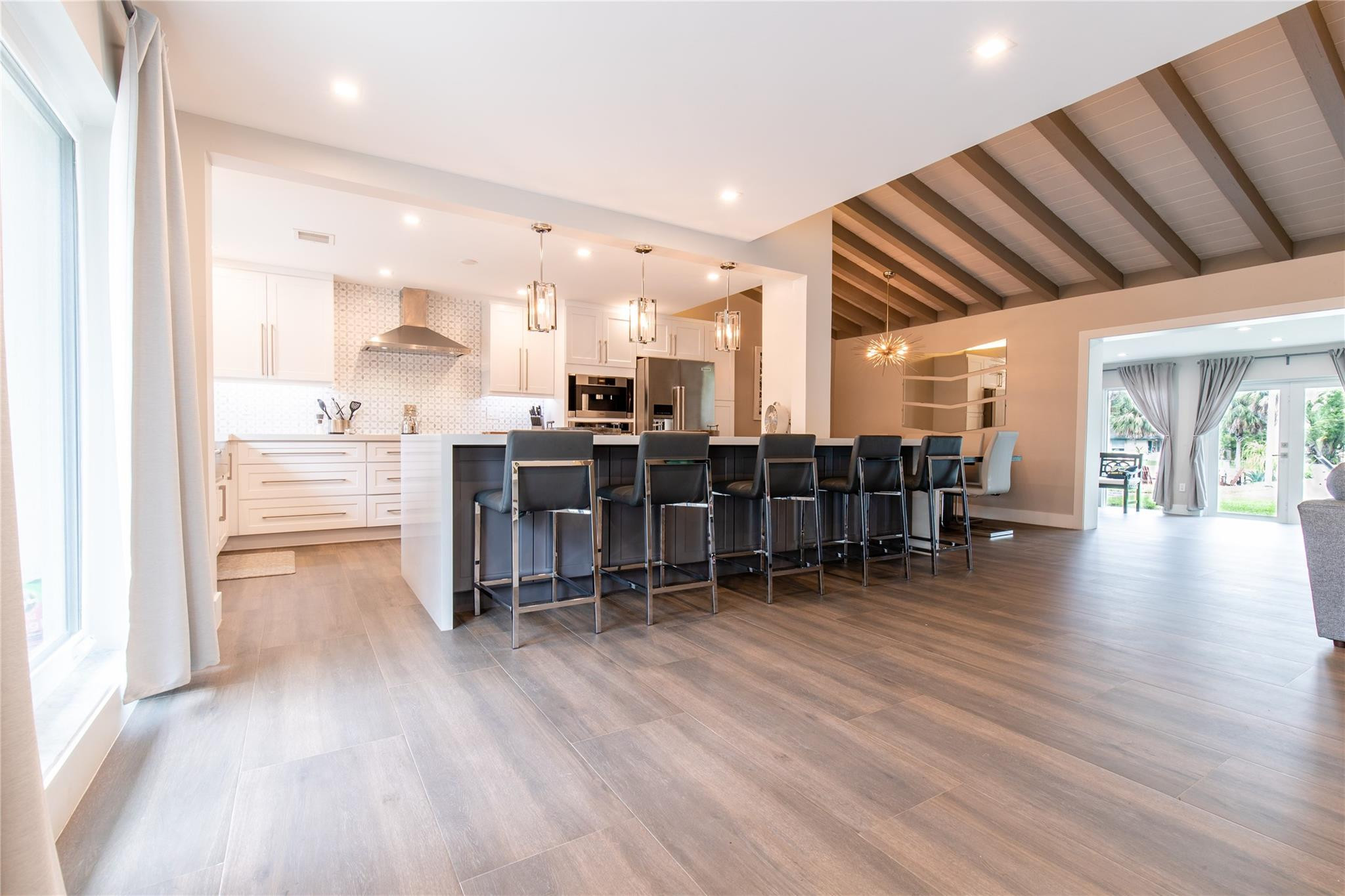 Foto de propiedad en 2275 SW 44th Street, Fort Lauderdale, FL 33312 Fort Lauderdale con MLS# 