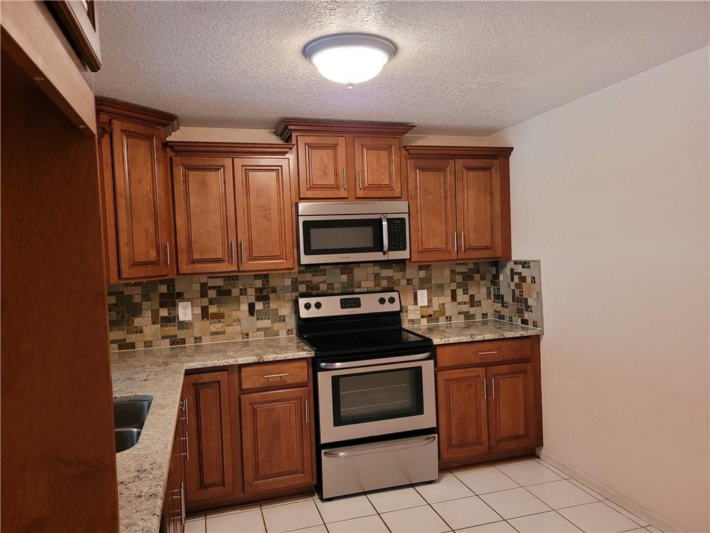 Alquilada 2027 Coral Ridge Drive 206 S, Coral Springs, FL 33071, Coral Springs, FL 33071