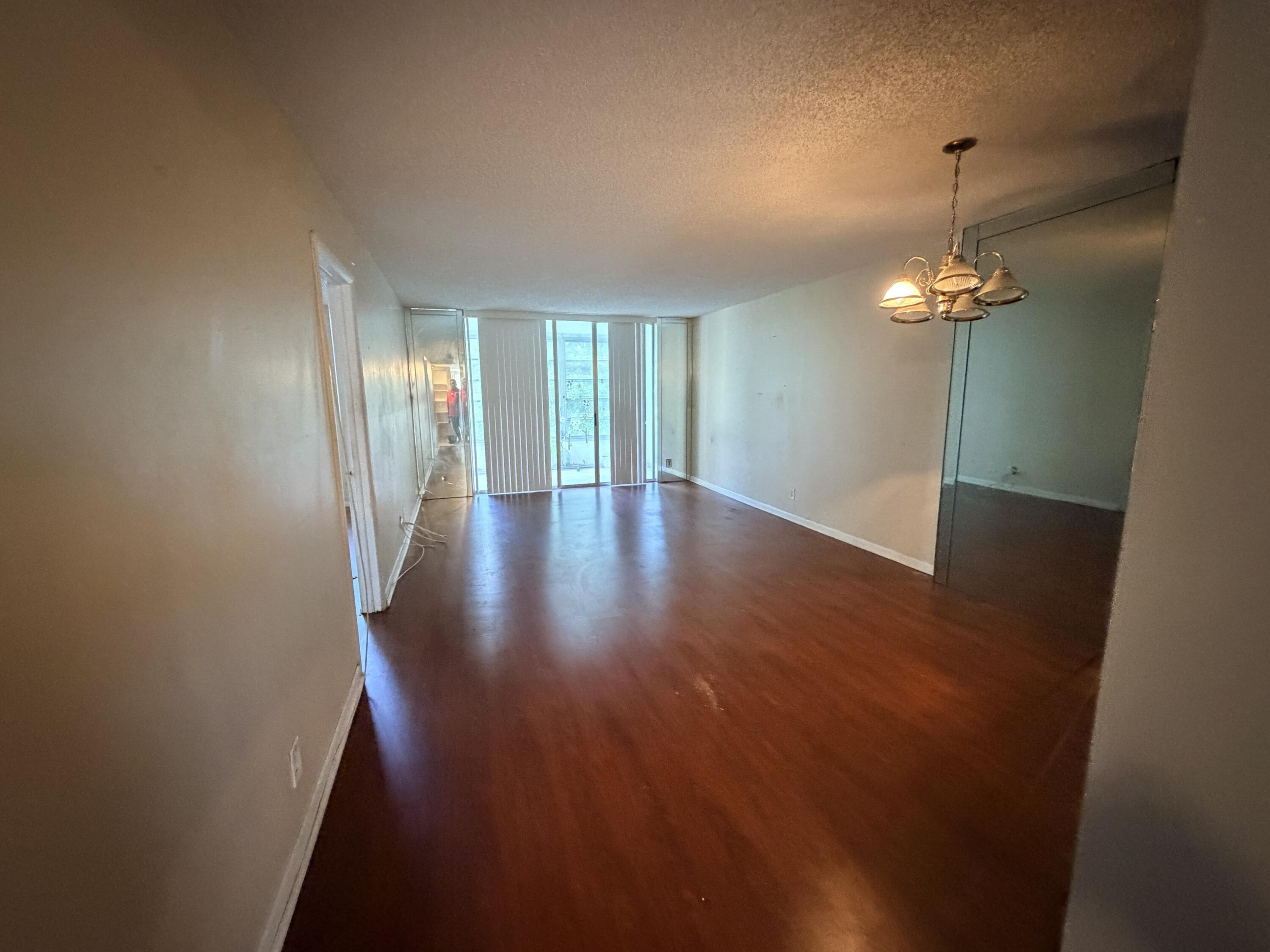Foto de propiedad en 3070 NW 48th Terrace 307, Lauderdale Lakes, FL 33313 Lauderdale Lakes con MLS# 