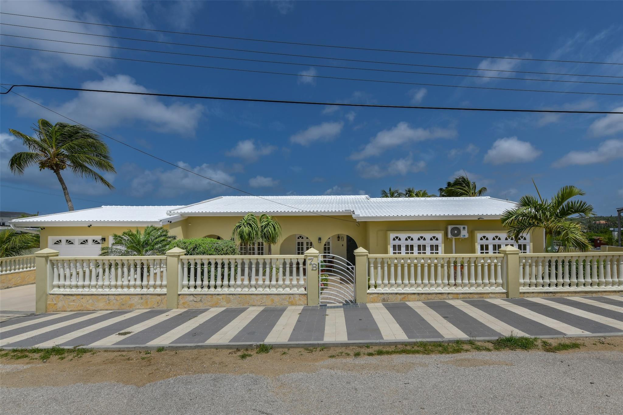 Foto de propiedad en 7B Bringamosa, FL  con MLS# 