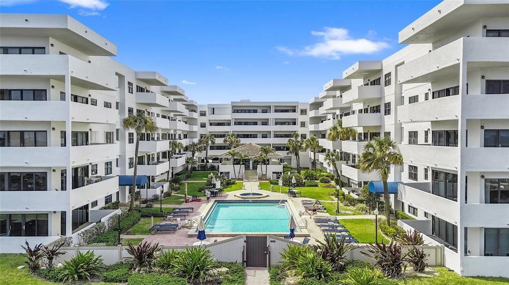 Foto de propiedad en 330 SE 20 Avenue 515, Deerfield Beach, FL 33441 Deerfield Beach con MLS# 