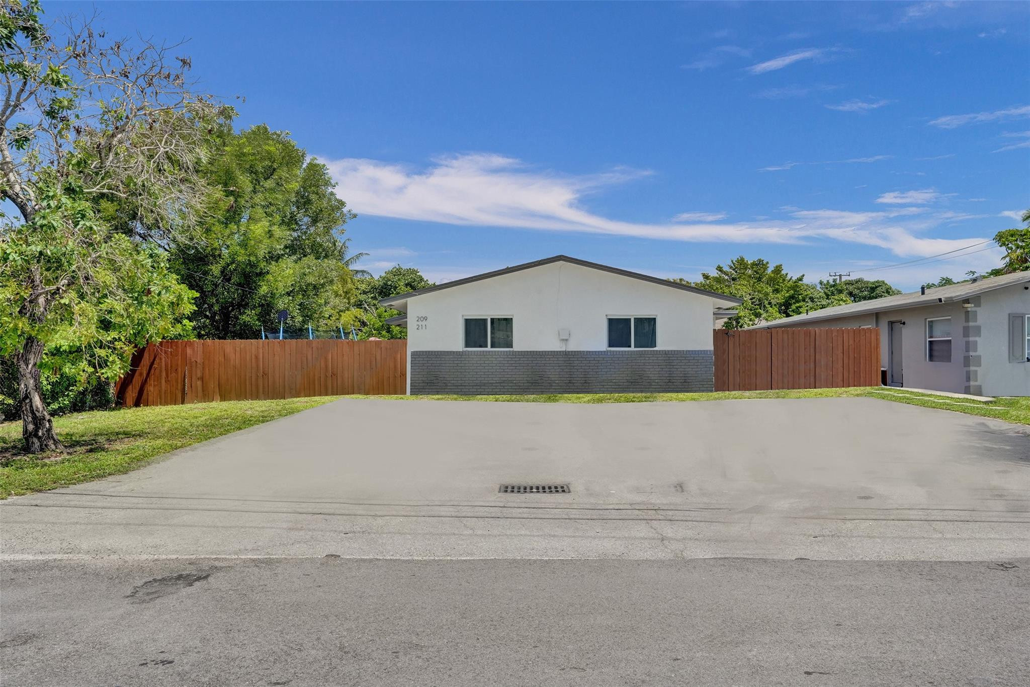 En Venta 209 NE 9th Street, Pompano Beach, FL 33060, Pompano Beach, FL 33060