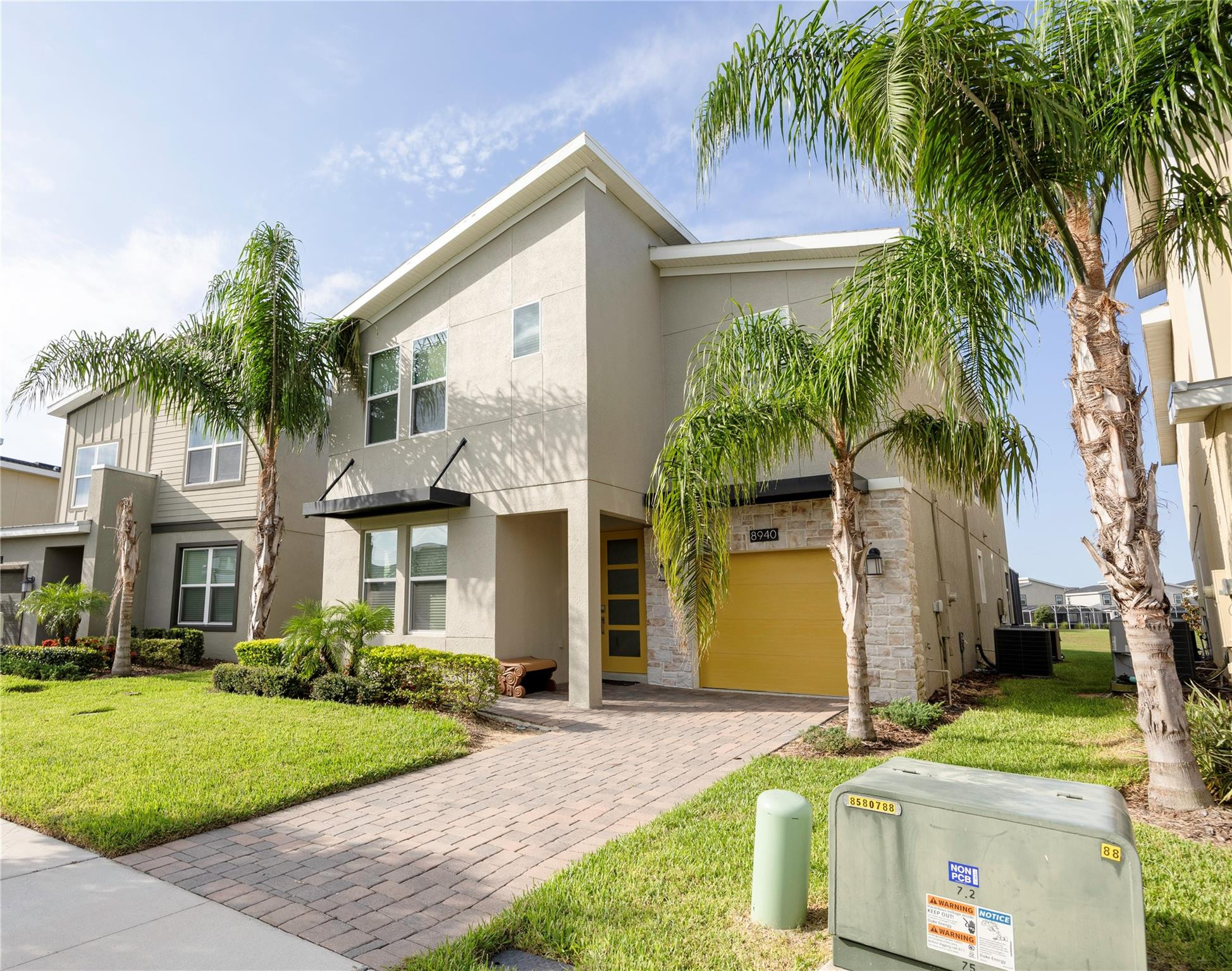Foto de propiedad en 8940 Cabot Cliffs Drive, Davenport, FL 33896 Davenport con MLS# 