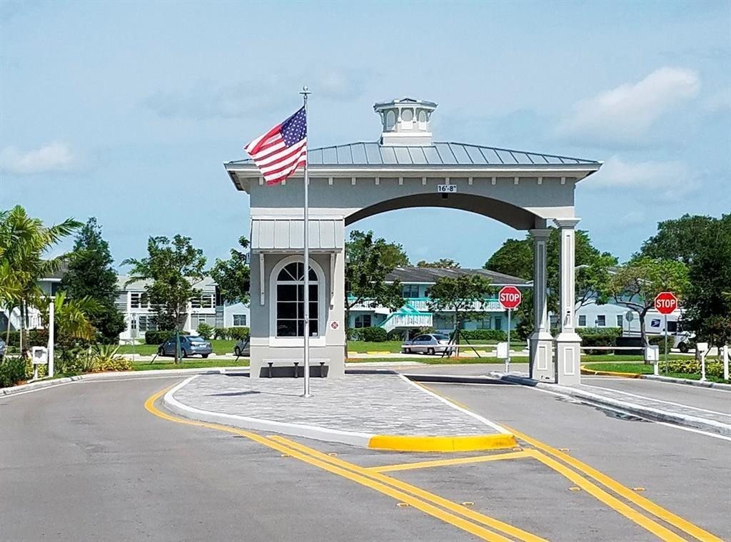 Foto de propiedad en 355 Oakridge T 355, Deerfield Beach, FL 33442 Deerfield Beach con MLS# 